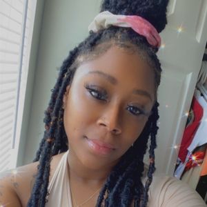 Meet your Posher, Tonya